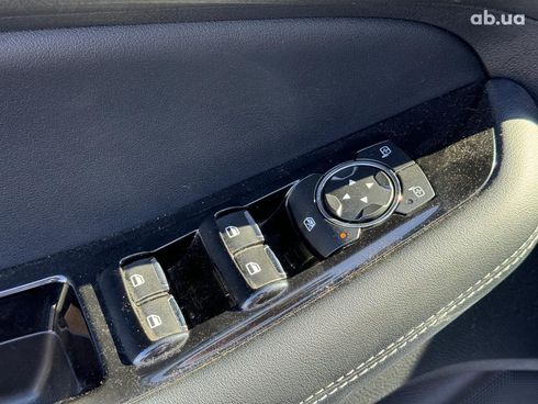 Ford Edge 2018 белый - фото 34