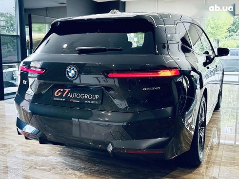 BMW iX 2022 - фото 9