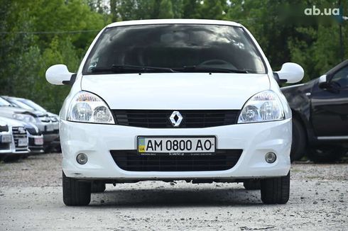 Renault Clio 2010 - фото 5