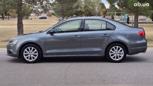 Volkswagen Jetta 2012 серый - фото 3