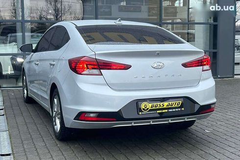 Hyundai Elantra 2019 - фото 5