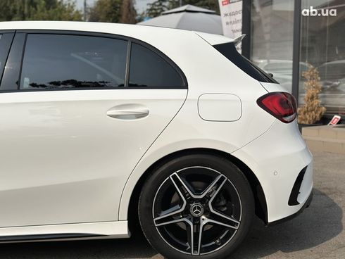 Mercedes-Benz A-Класс 2018 белый - фото 12