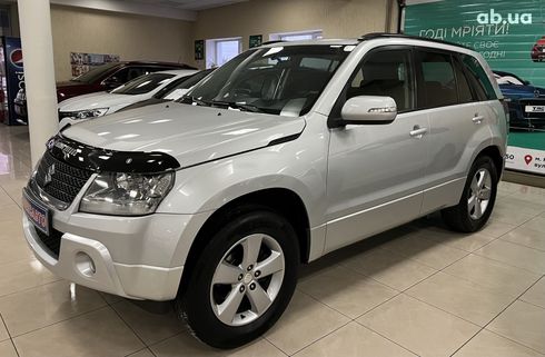 Suzuki Grand Vitara 2008 серебристый - фото 6