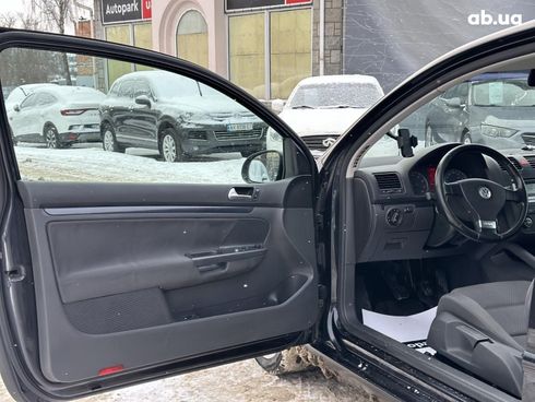 Volkswagen Golf 2006 черный - фото 12