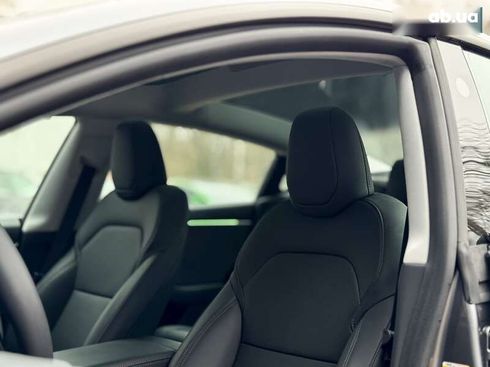 Tesla Model 3 2025 - фото 14