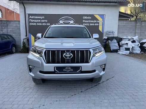 Toyota Land Cruiser Prado 2018 - фото 6