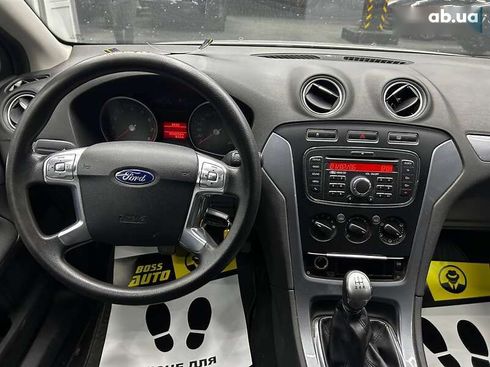 Ford Mondeo 2012 - фото 20