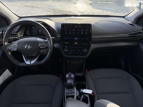 Hyundai Ioniq 2020 - фото 7