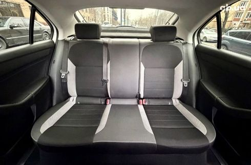 Skoda Rapid 2016 белый - фото 11