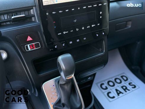 Hyundai Staria 2023 - фото 27