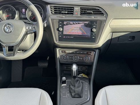Volkswagen Tiguan 2020 - фото 24