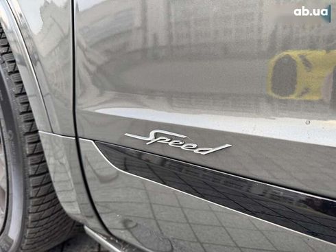 Bentley Bentayga 2019 - фото 11