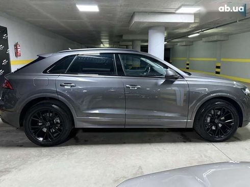 Audi Q8 2019 - фото 8