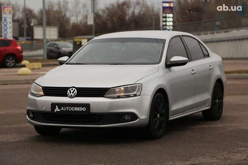 Volkswagen Jetta 2012 - фото 3