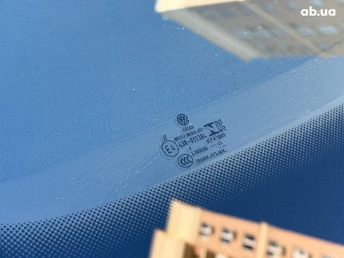 Volkswagen ID.4 2022 белый - фото 9