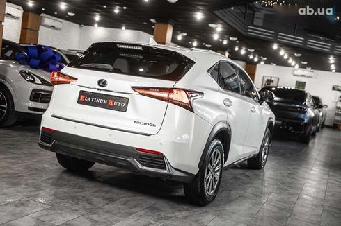 Lexus NX 2018 - фото 14