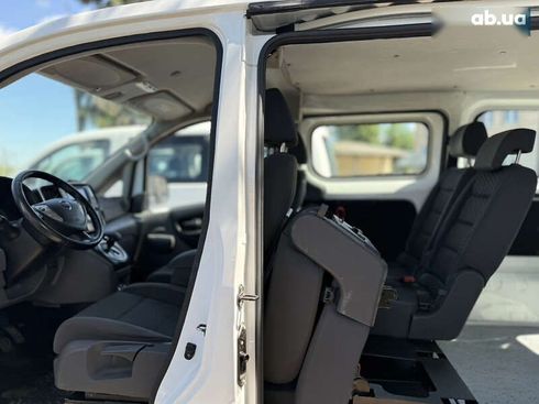 Nissan e-NV200 2018 - фото 14