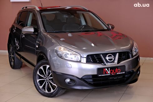 Nissan Qashqai 2011 серый - фото 4