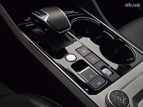 Volkswagen Touareg 2021 - фото 25