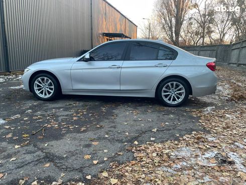 BMW 3 серия 2015 серый - фото 2