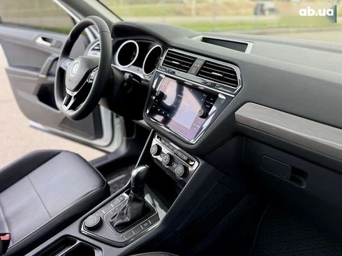 Volkswagen Tiguan 2021 - фото 18