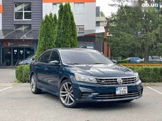 Продажа б/у Volkswagen Passat 2018 года в Киеве - купить на Автобазаре