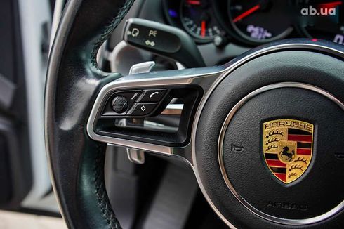 Porsche Cayenne 2017 - фото 20