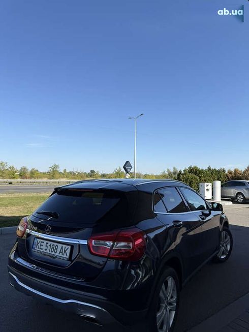 Mercedes-Benz GLA-Класс 2017 - фото 2