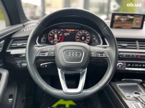 Audi Q7 2018 - фото 30