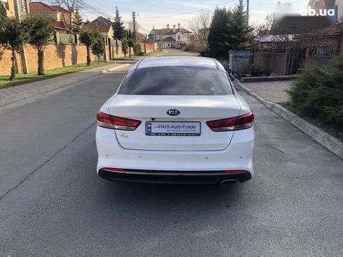 Kia K5 2017 - фото 5