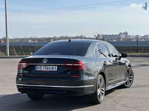 Volkswagen Passat 2016 - фото 8