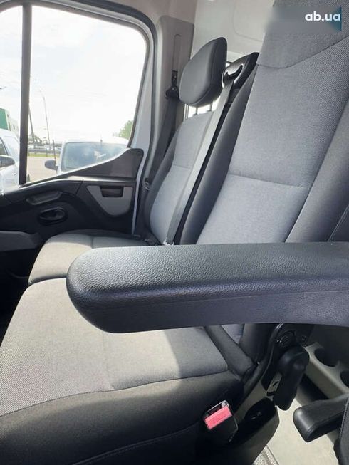 Renault Master 2018 - фото 20