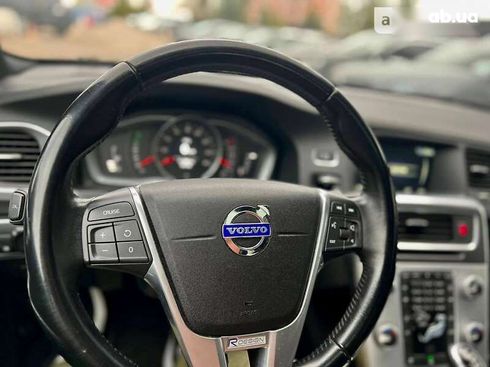 Volvo S60 2016 - фото 17