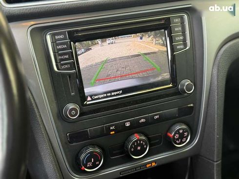 Volkswagen Passat 2014 - фото 25
