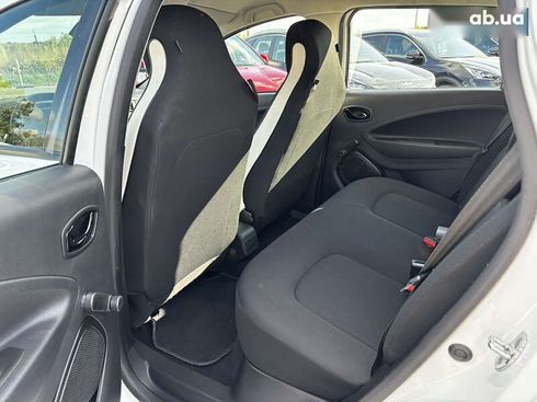 Renault Zoe 2020 - фото 25