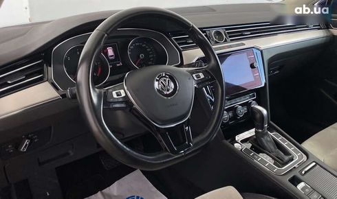 Volkswagen Passat 2019 - фото 10