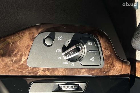 Audi Q7 2017 - фото 17