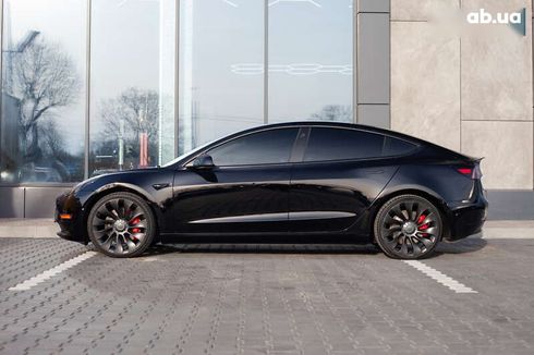 Tesla Model 3 2021 - фото 2