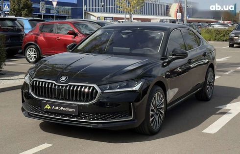 Skoda Superb 2025 - фото 7