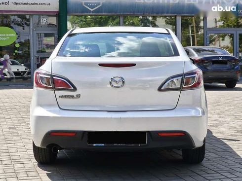 Mazda 3 2010 - фото 6