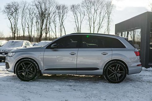 Audi Q7 2019 - фото 17
