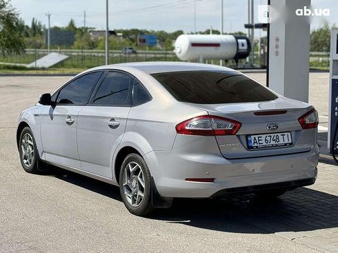 Ford Mondeo 2010 - фото 13