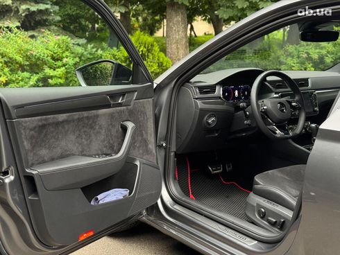 Skoda Superb 2022 серый - фото 20