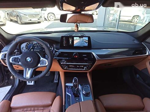 BMW 5 серия 2017 - фото 24