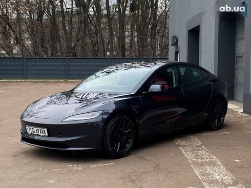 Tesla Model 3 2025 - фото 4