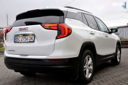 GMC Terrain 2018 - фото 8