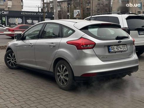 Ford Focus 2016 - фото 6