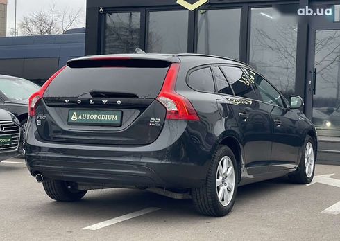 Volvo V60 2013 - фото 11