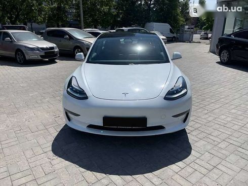 Tesla Model 3 2019 - фото 7