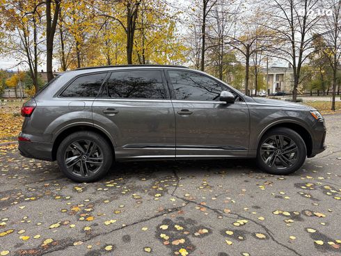 Audi Q7 2021 серый - фото 6